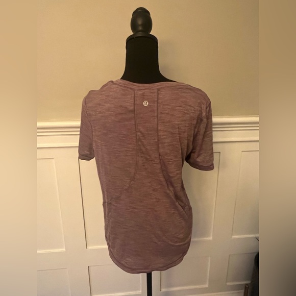 Lululemon Women’s Purple Short Sleeve Shirt - Picture 3 of 6